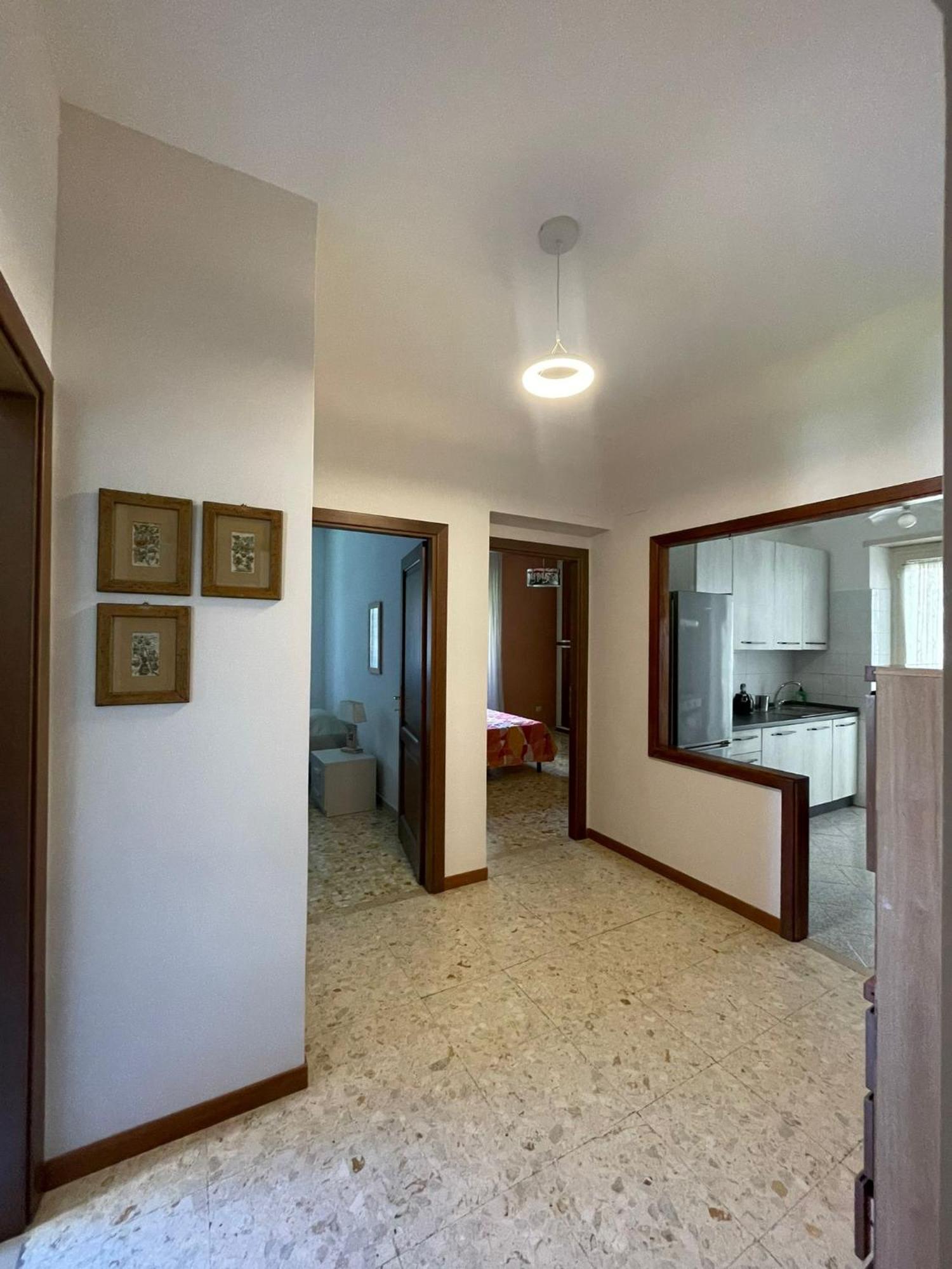 Domus Urbani Apartamento Roma Exterior foto